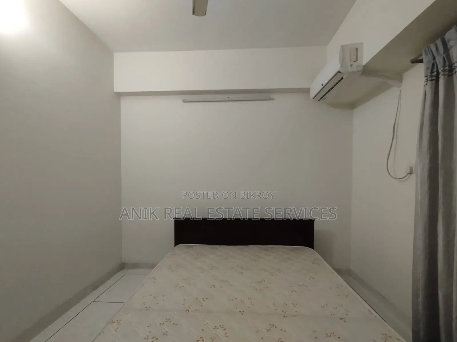 Good Quality 3 Bedroom Semi Farnised Flat Rent At Baridhara