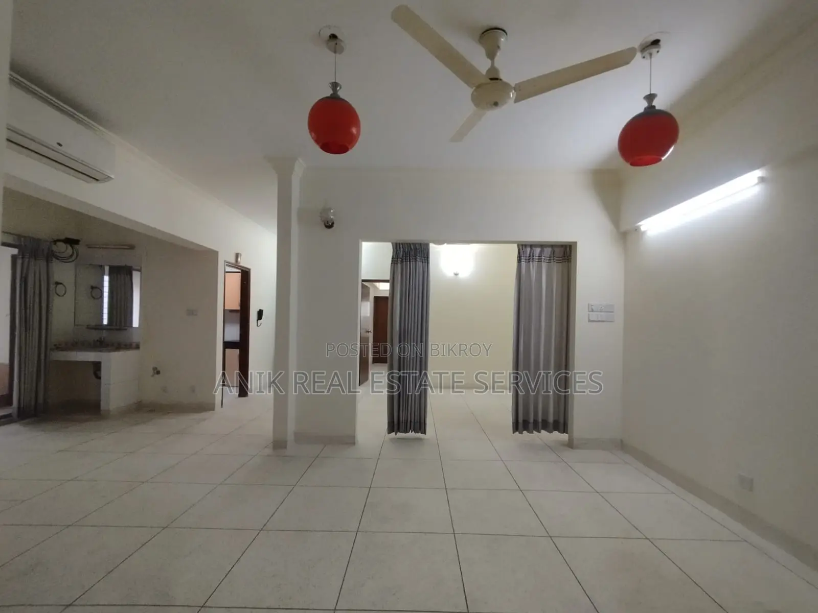 Good Quality 3 Bedroom Semi Farnised Flat Rent At Baridhara