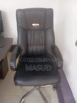 Comfortable Revolving Chairs for Office and Home