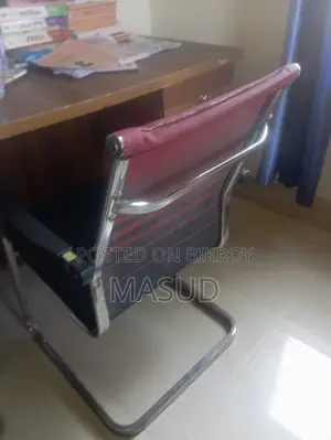 Comfortable Revolving Chairs for Office and Home