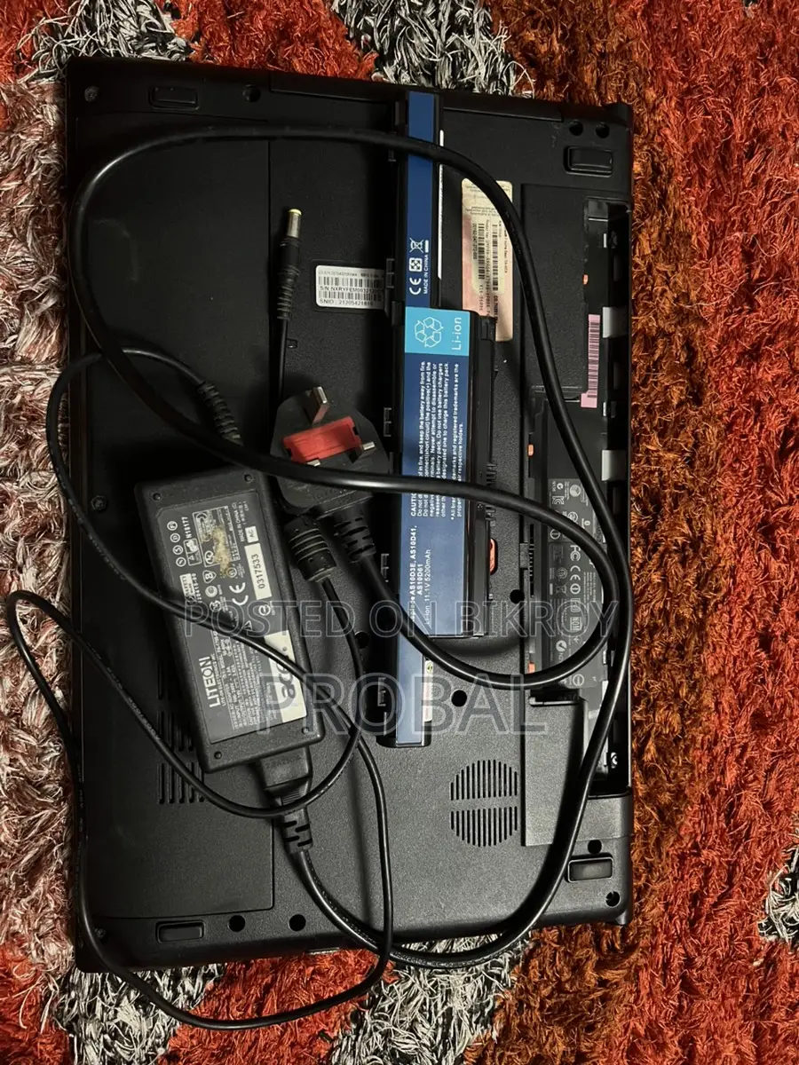 Acer Aspire V3-571 Core I3