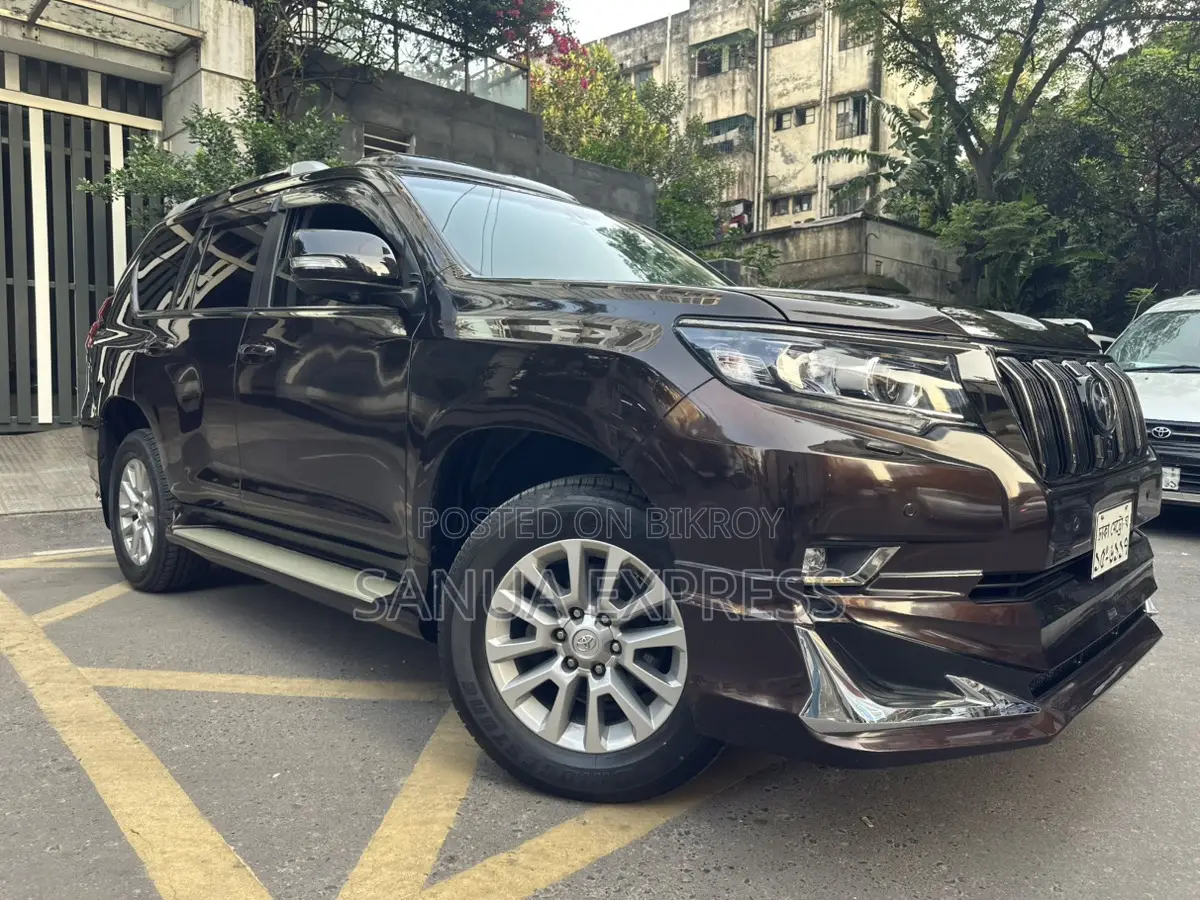 টয়োটা প্রাডো ল্যান্ড ক্রুজার টিএক্স ২০১৭