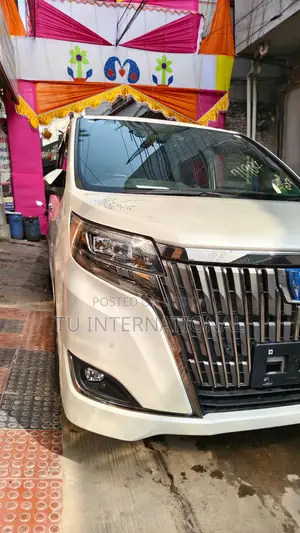 Toyota Esquire HV GI PREMIUM-PUSH 2020