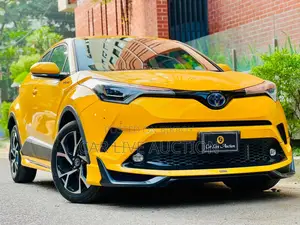 Toyota C-HR Hybrid S Package 2021