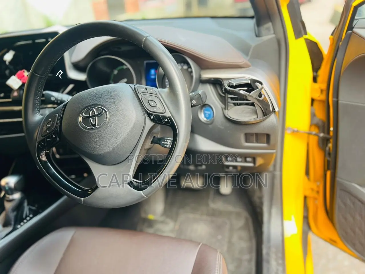 Toyota C-HR Hybrid S Package 2021