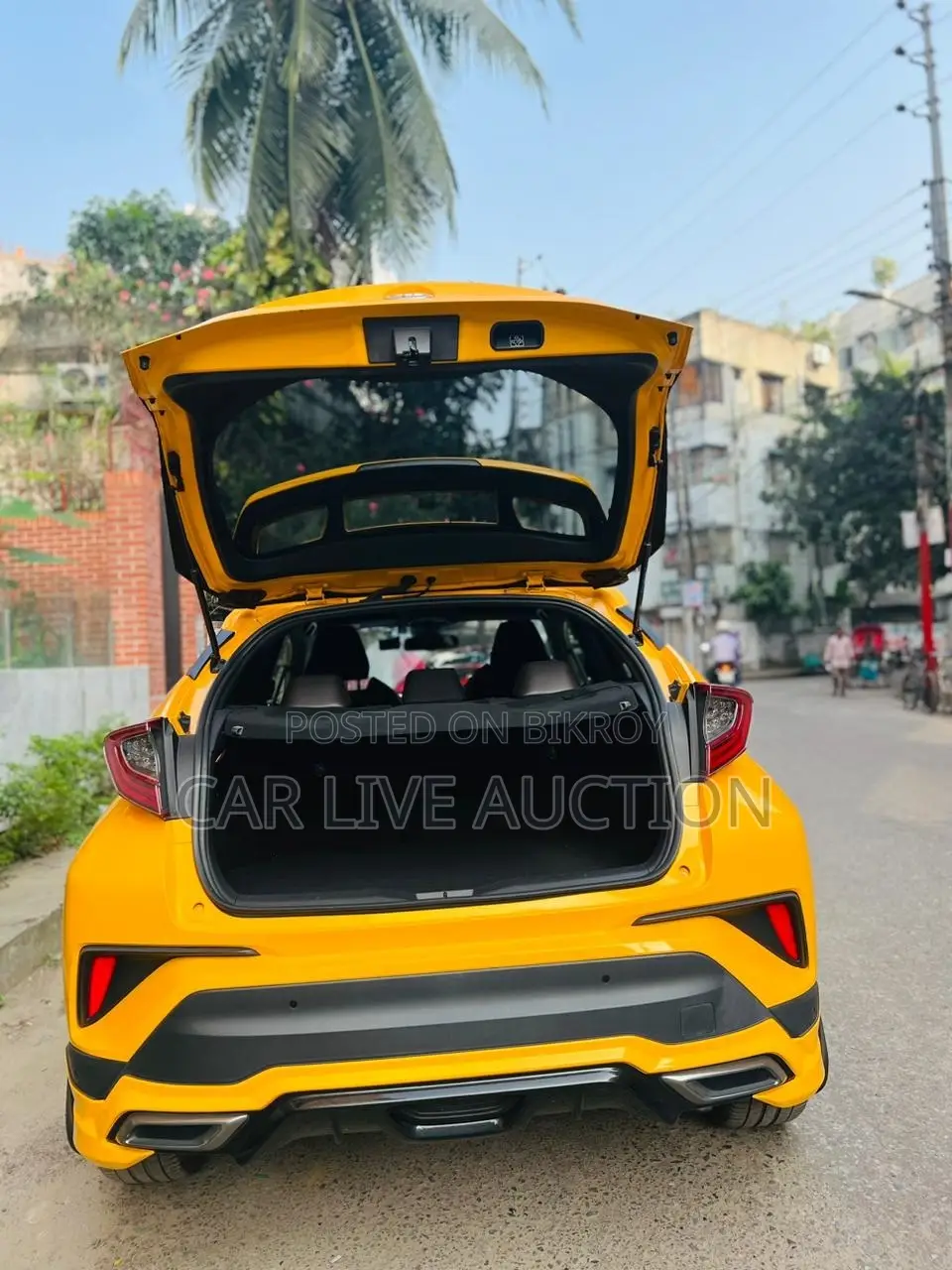 Toyota C-HR Hybrid S Package 2021