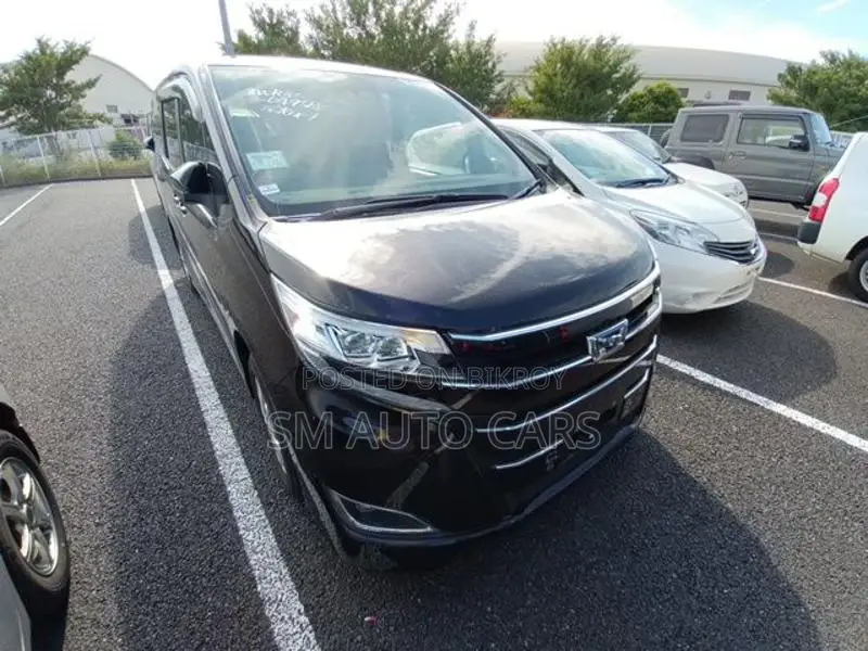 Toyota Noah Hybrid G Pkg Black 2021