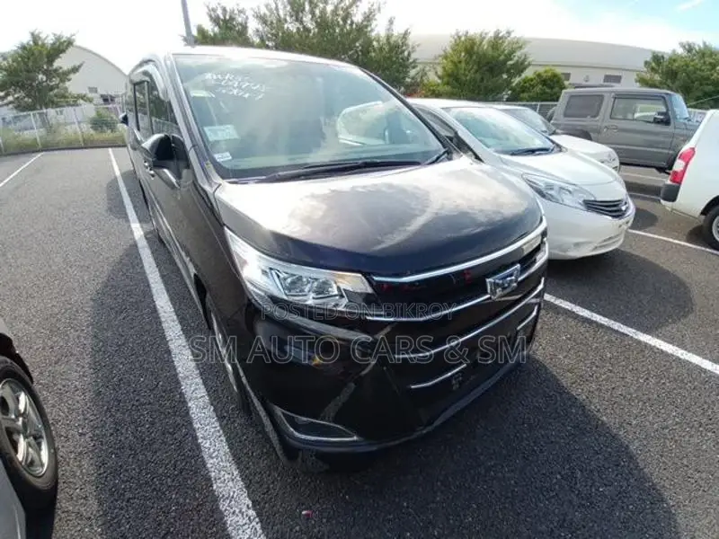 Toyota Noah Hybrid G Pkg Black 2021