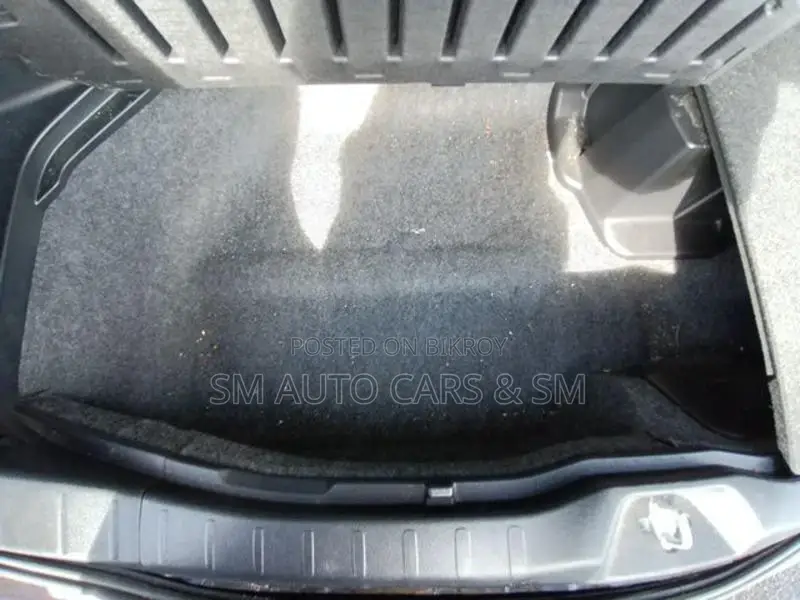 Toyota Noah Hybrid G Pkg Black 2021