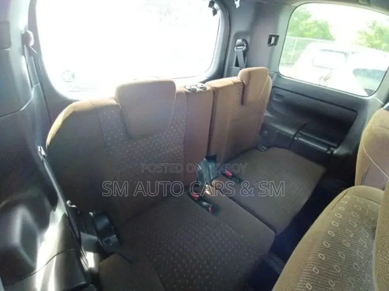 Toyota Noah Hybrid G Pkg Black 2021