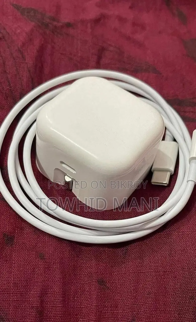 Apple iPhone 16 Pro Max . (Used)