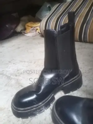 স্টাইলিশ বুট সাইজ ৪১