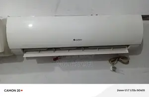 Gree 1.5 Ton AC, everything original.