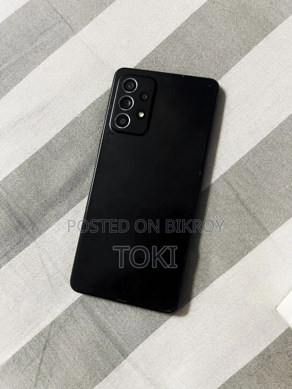 Samsung Galaxy A52 official (Used)