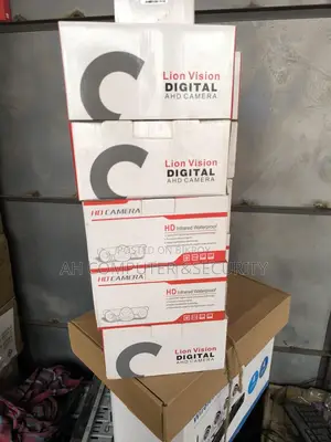 16 Piece New IP Camera 36 Channel NVR 1000GB HDD With Adapter
