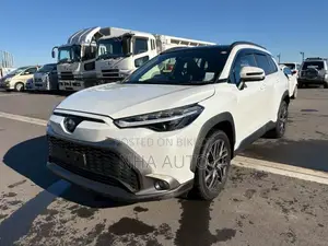 Toyota Corolla Cross Z LEATHER PANAROOF 2021