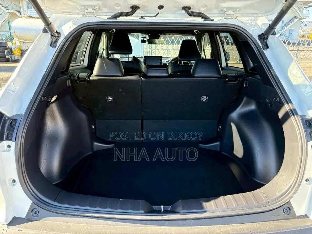 Toyota Corolla Cross Z LEATHER PANAROOF 2021
