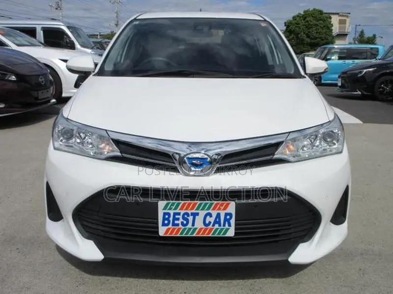 Toyota Fielder Hybrid EX 2021