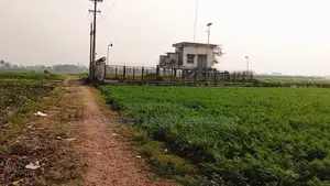 30 decimals of land for sale by the road
