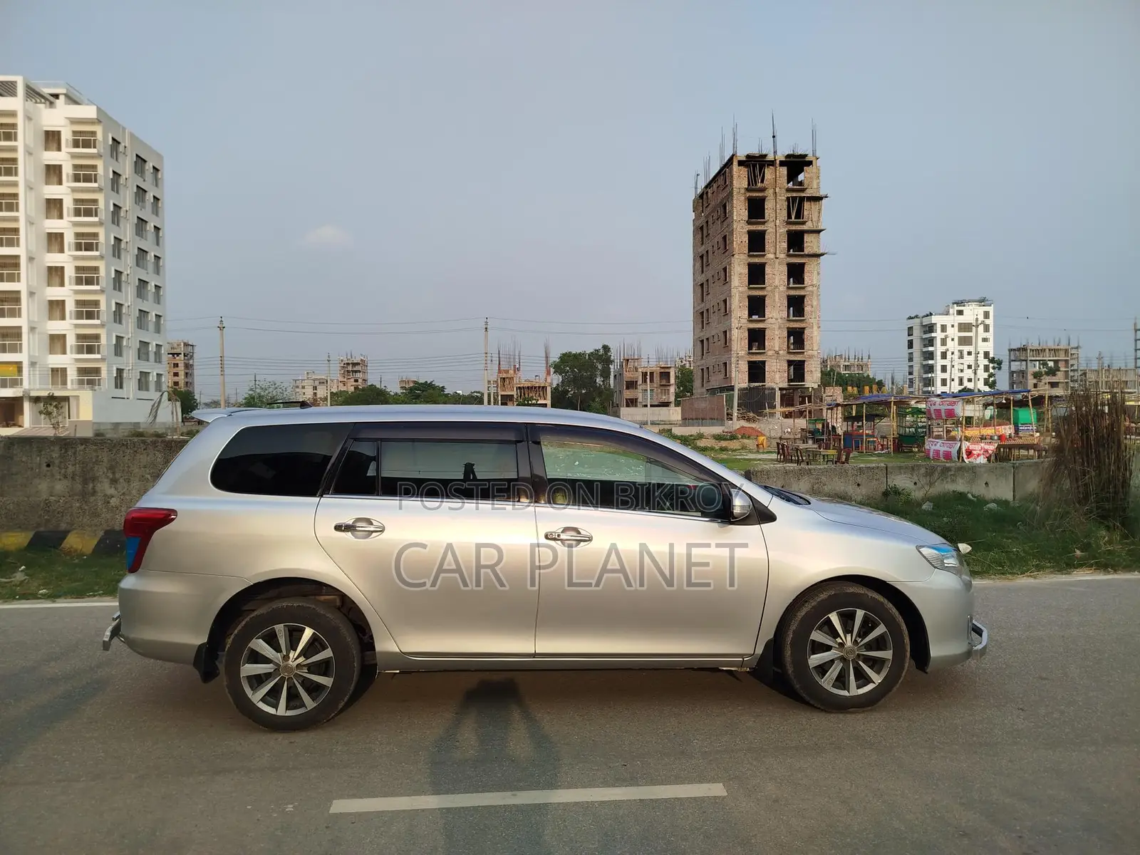 Toyota Fielder G-PUSH START 2011