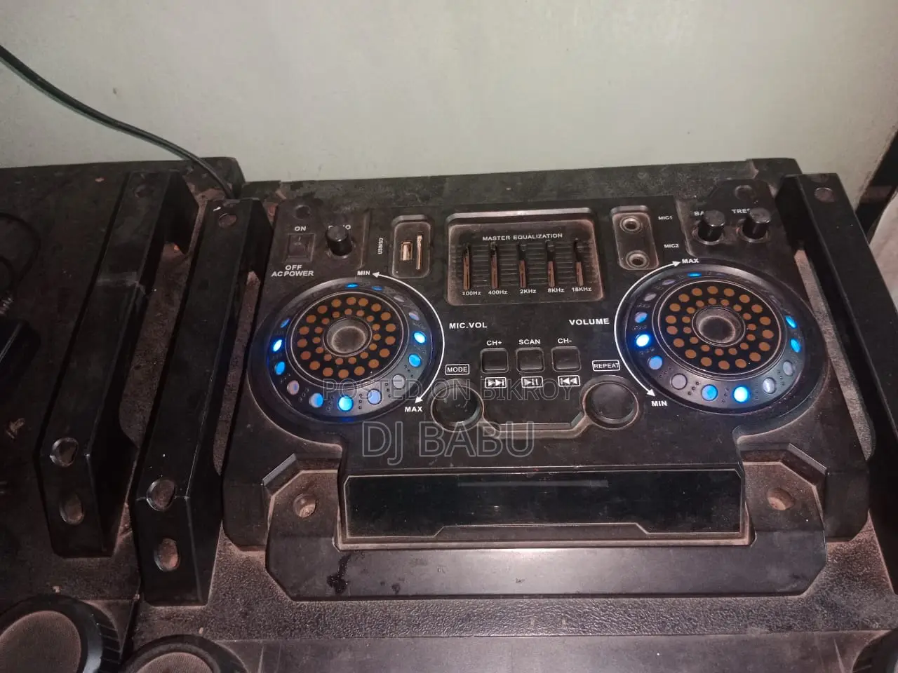 Sound box