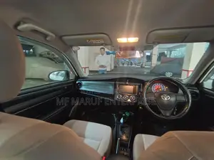 Toyota Axio 2016