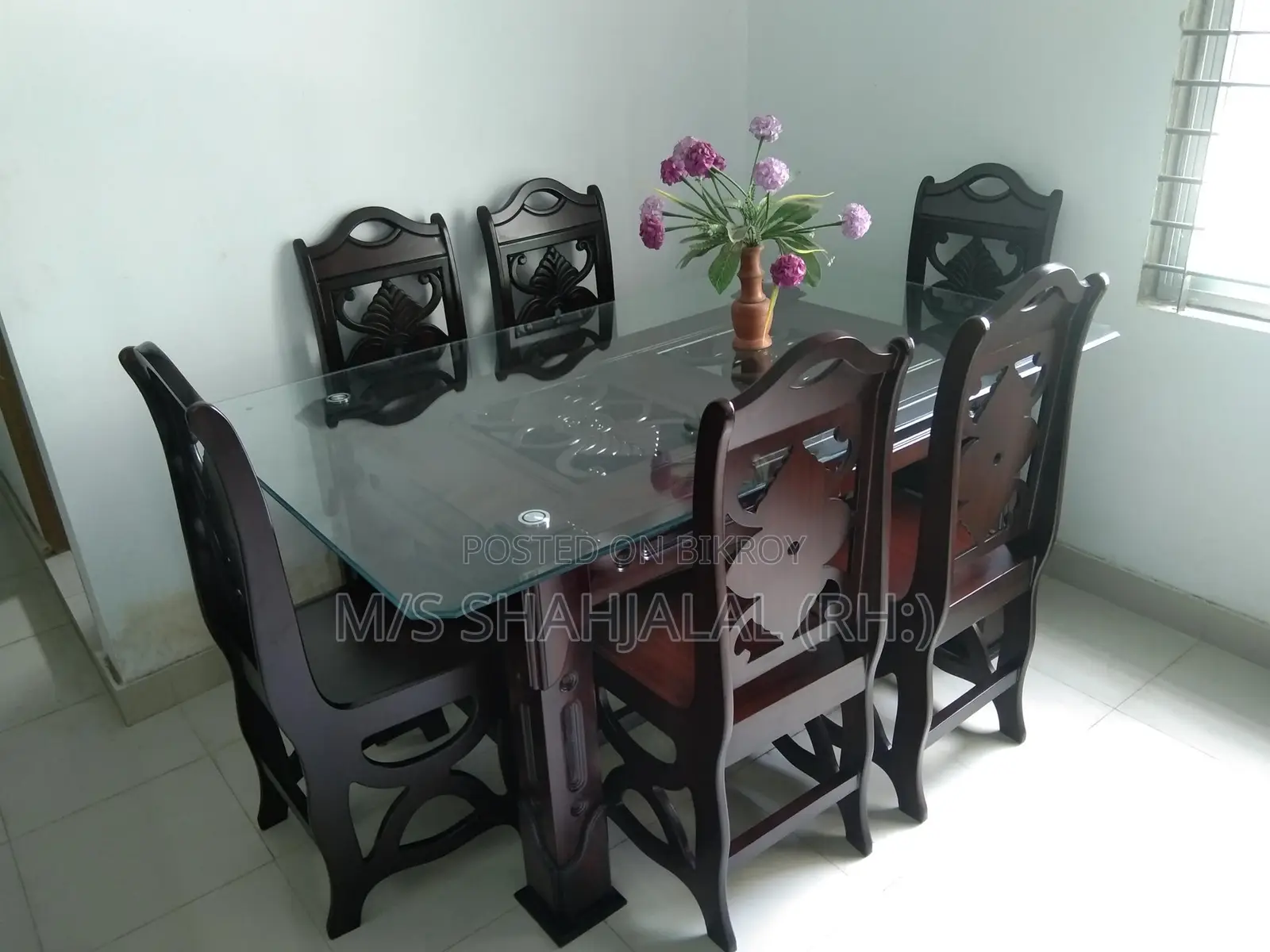 Butterfly Design Dining Table with 6 Chairs