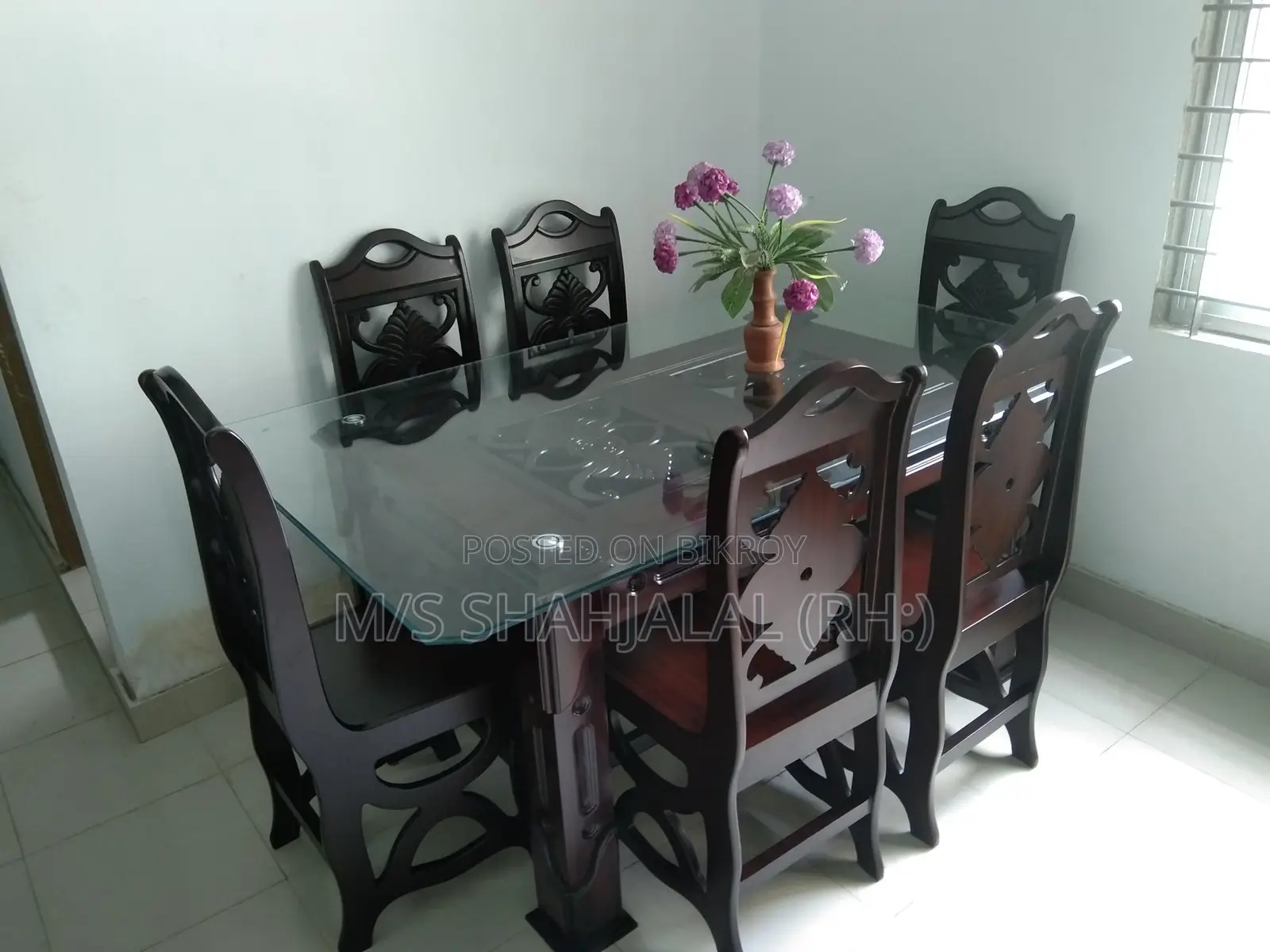 Butterfly Design Dining Table with 6 Chairs