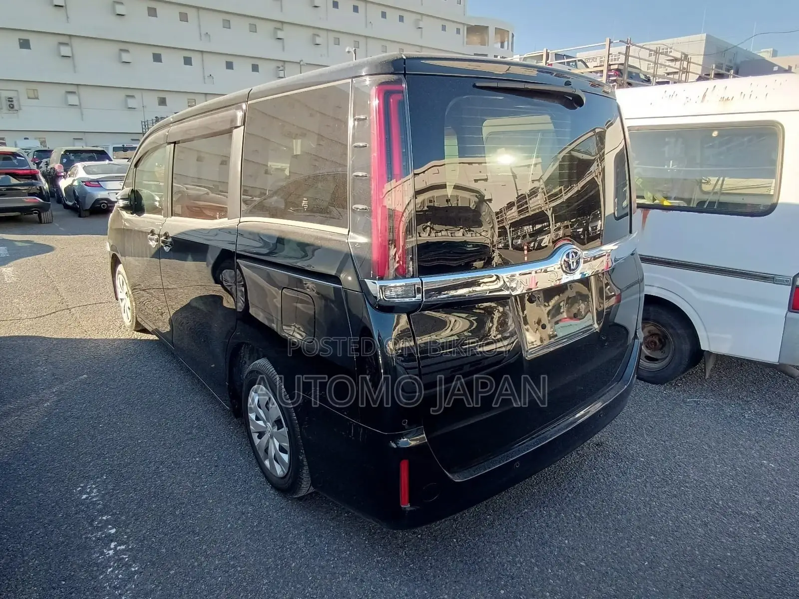 Toyota Noah X 2021