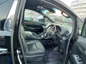 Toyota Alphard LEXUS LM300 FACELIFT 2020