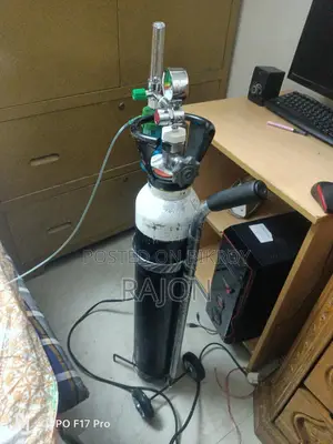 Cylinder Oxygen Gas & Machine