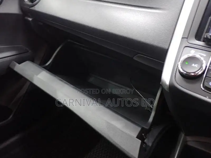 Toyota Fielder EX PACKAGE 2021