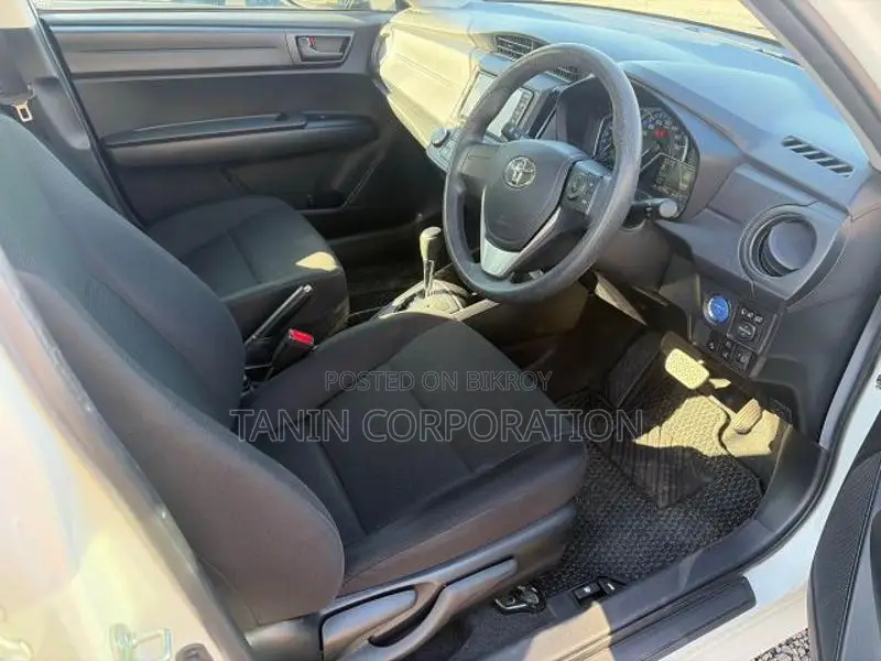 Toyota Axio Hybrid EX 4 Grade 2021