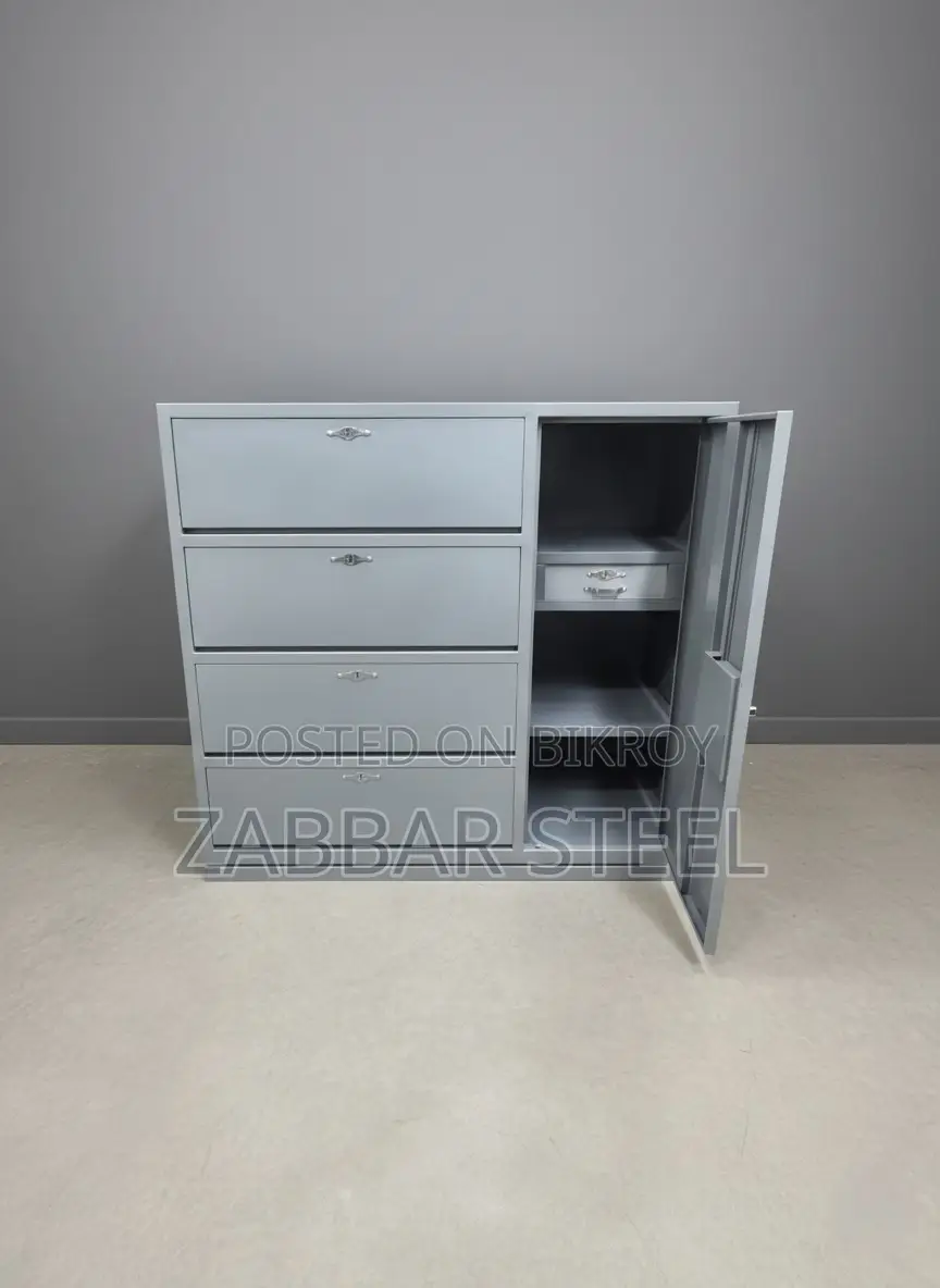 Steel Wardrobe | Sturdy and Modern!