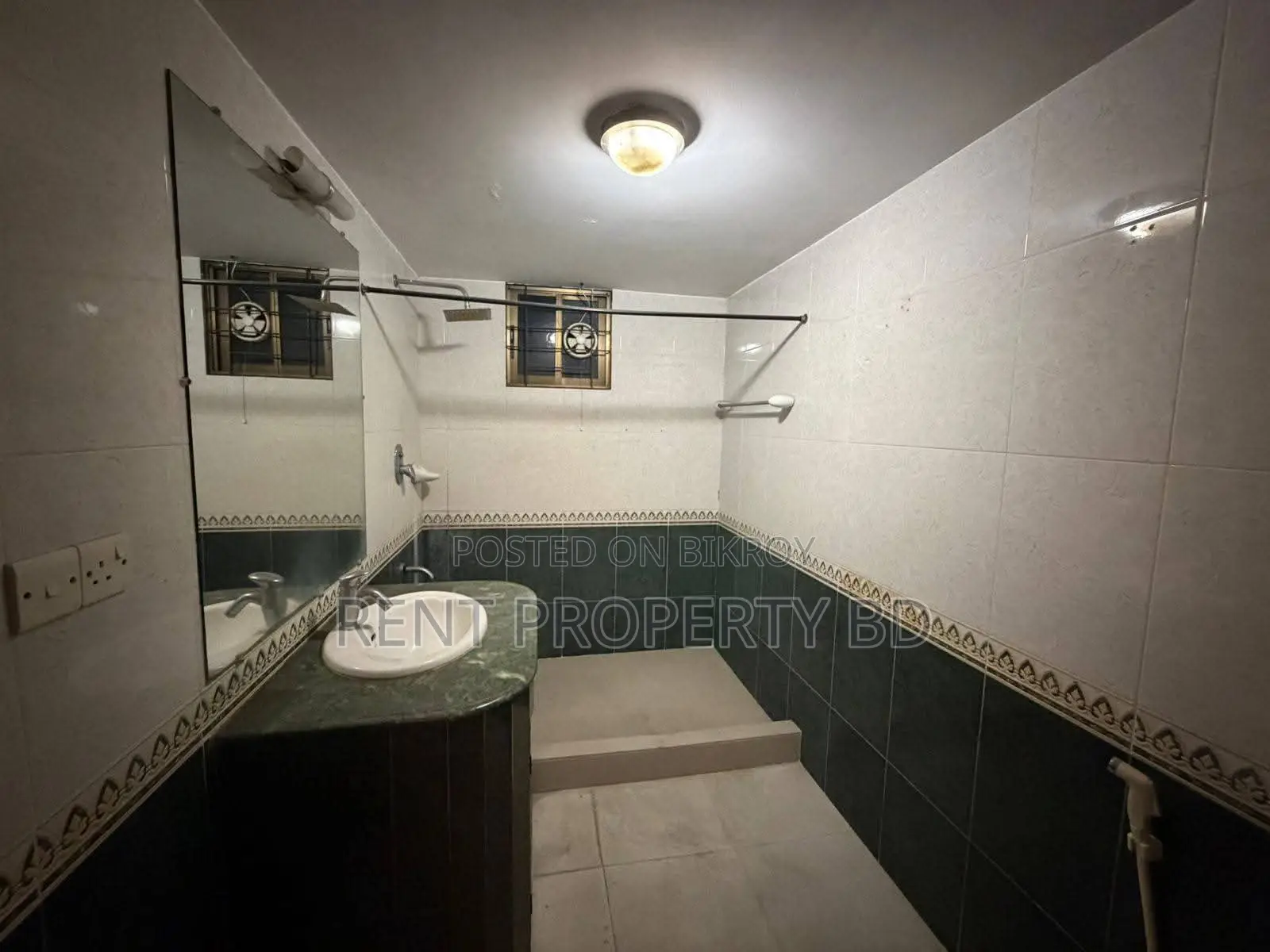Unfurnished Flat For Rent In Gulshan North