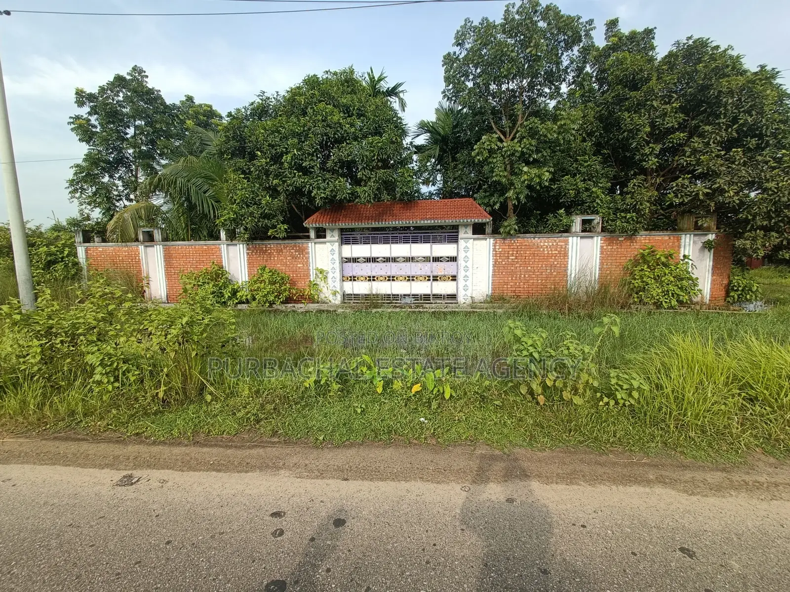 হাসপাতালের কাছে, সেক্টর ২৮-এ ৫ কাঠার প্লট