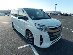 Toyota Noah SI WXB3 NON-HYBRID 2021