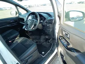 Toyota Noah SI WXB3 NON-HYBRID 2021
