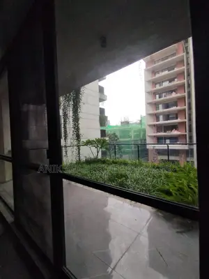 গুলশান নর্থে সুইমিং পুল ও জিম সহ ৫০০০ বর্গফুটের ফ্ল্যাট ভাড়া