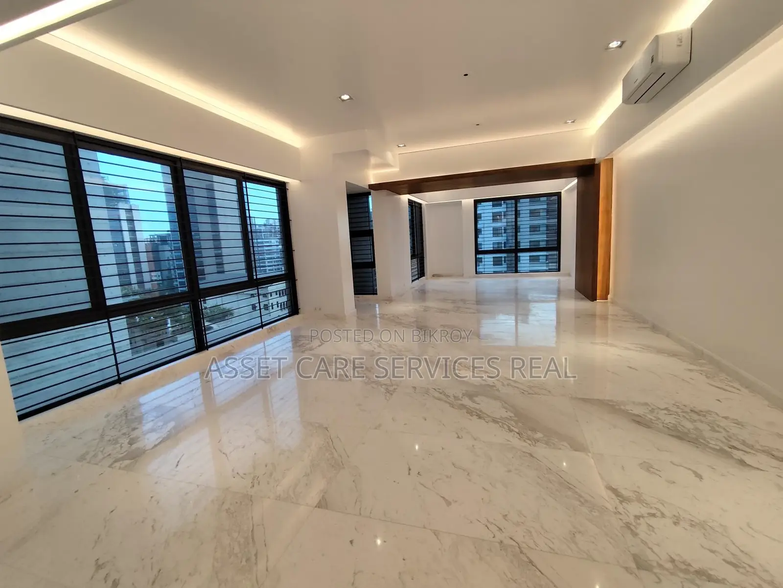 Luxury New 7320-Sqft 5Bed Lake View Duplex Apartment Rent North Gulshan