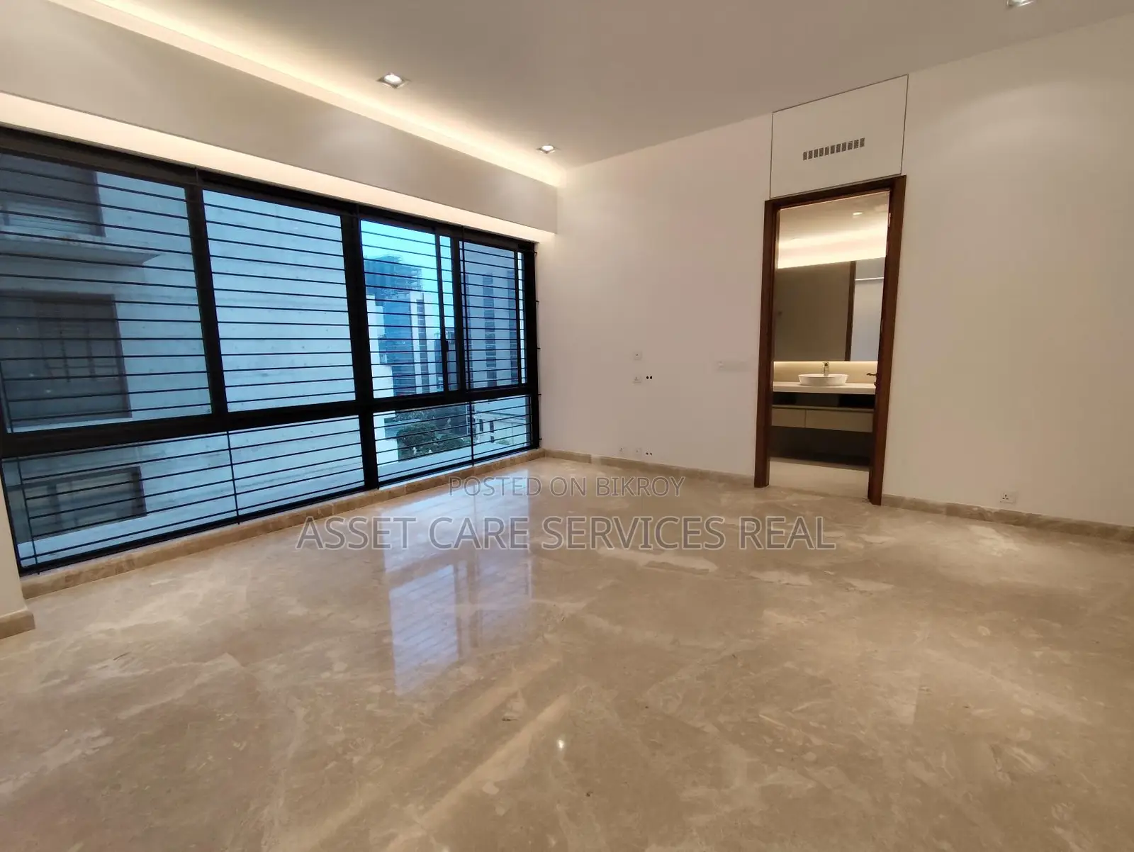 Luxury New 7320-Sqft 5Bed Lake View Duplex Apartment Rent North Gulshan