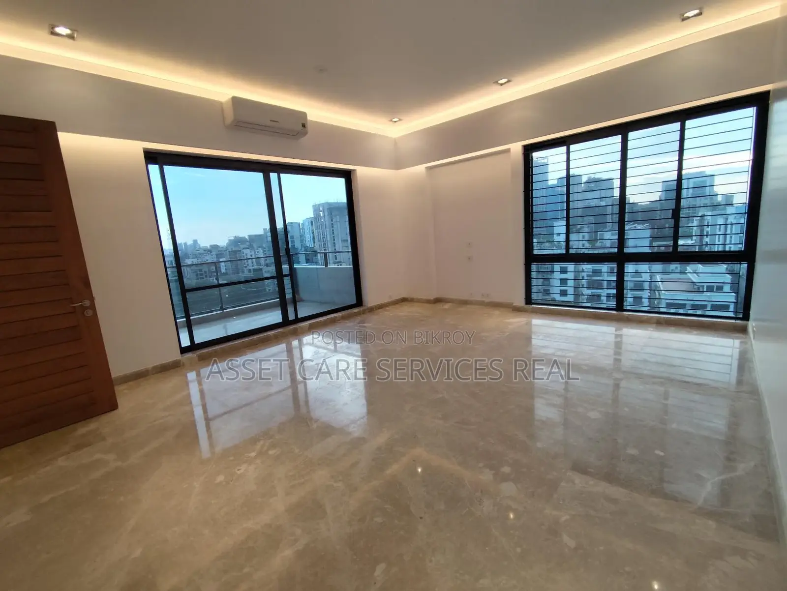 Luxury New 7320-Sqft 5Bed Lake View Duplex Apartment Rent North Gulshan