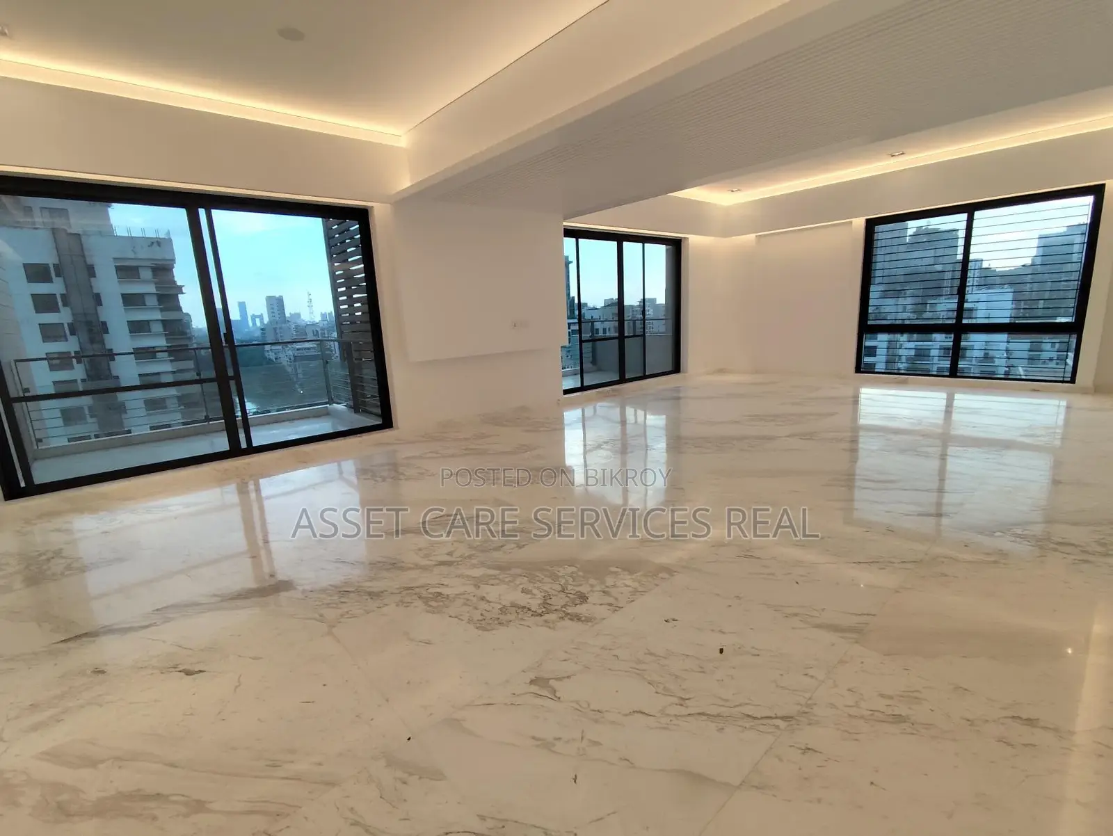 Luxury New 7320-Sqft 5Bed Lake View Duplex Apartment Rent North Gulshan