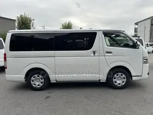 Toyota Hiace SUPER GL DARK PRIME 2020