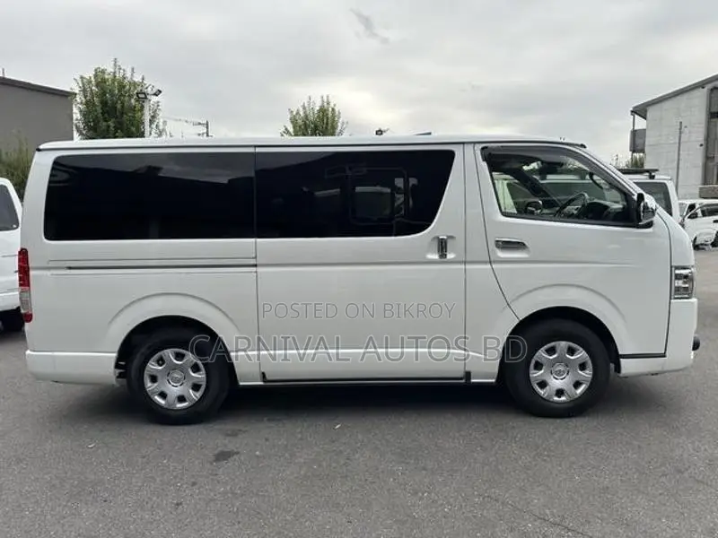 Toyota Hiace SUPER GL DARK PRIME 2020