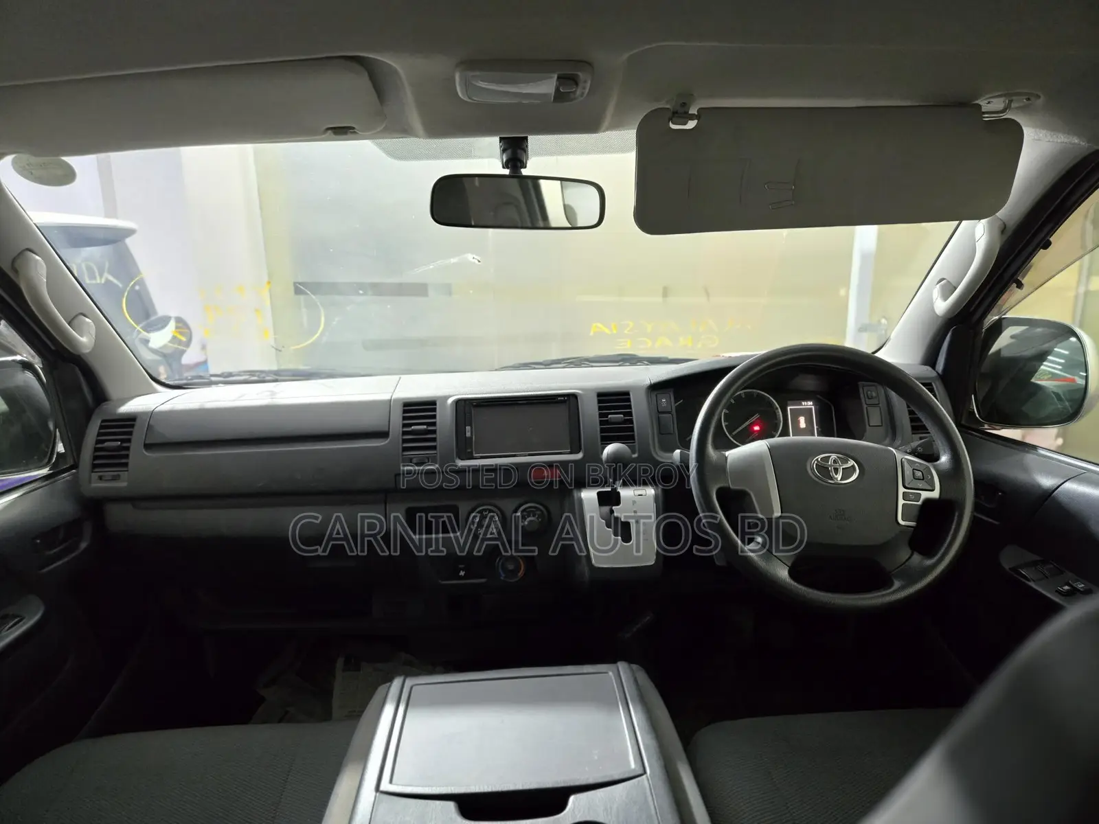 Toyota Hiace GL DHAKA READY UNIT 2020