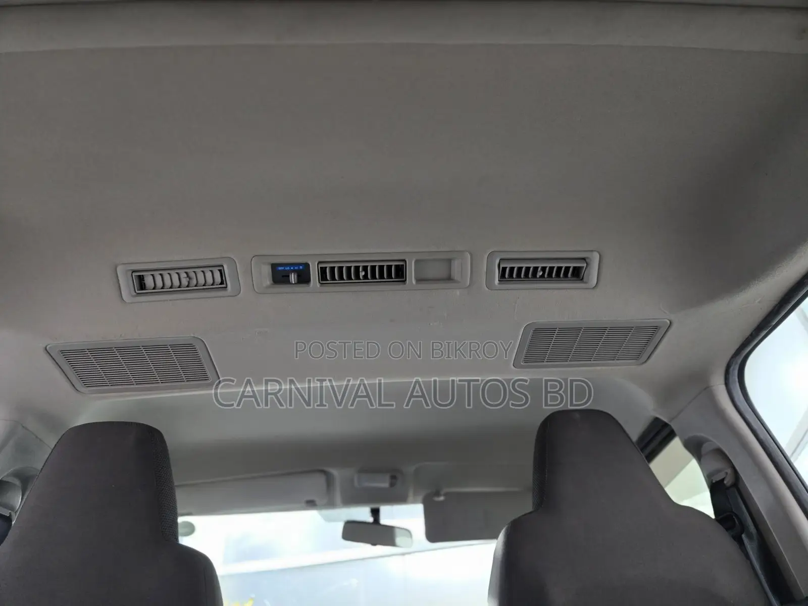 Toyota Hiace GL DHAKA READY UNIT 2020