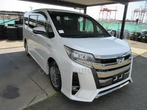 Toyota Noah SI WXB HYBRID PEARL 2021