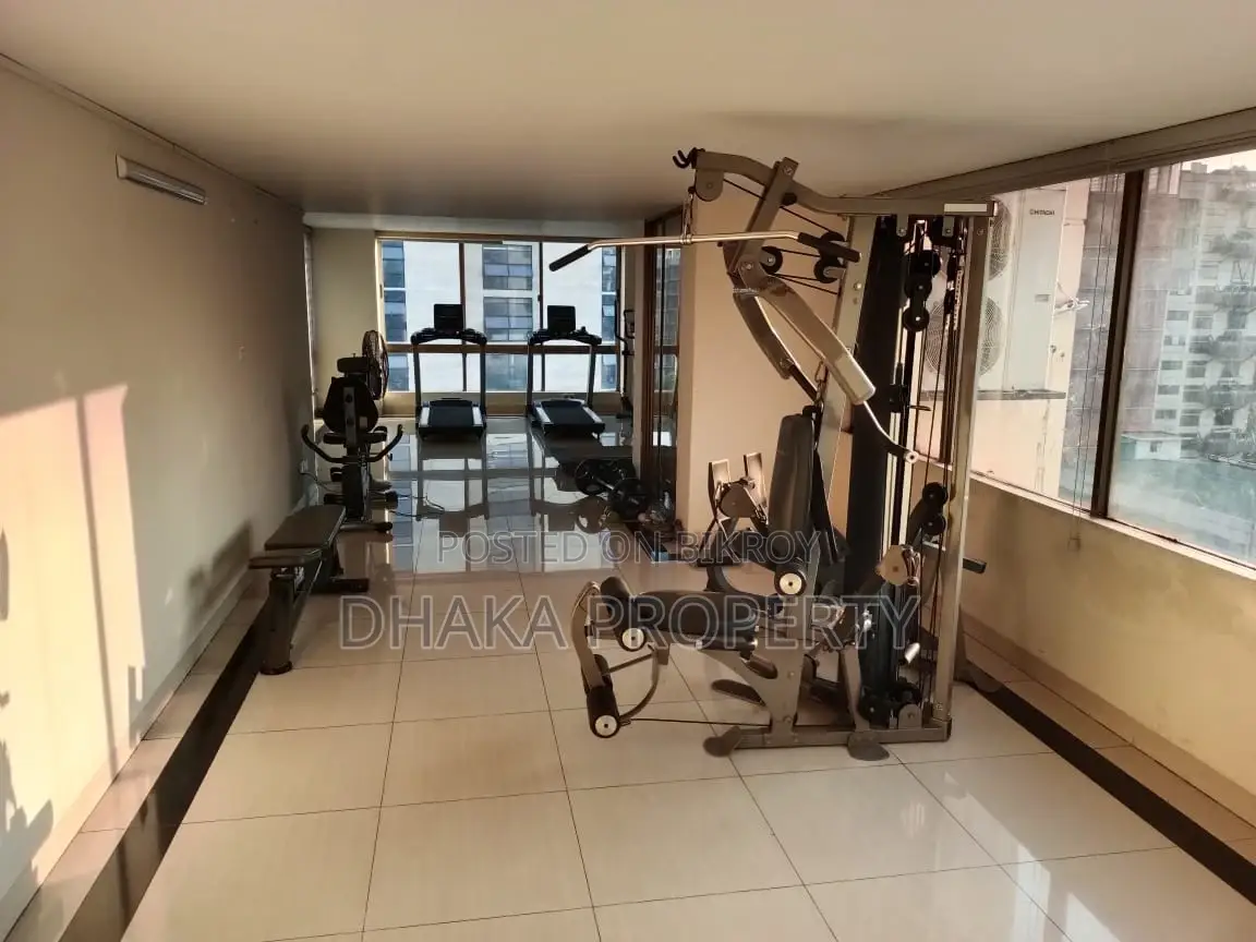 4-Beds (Gym-Swimming pool) Luxurious Apartment Rent in Gulshan North