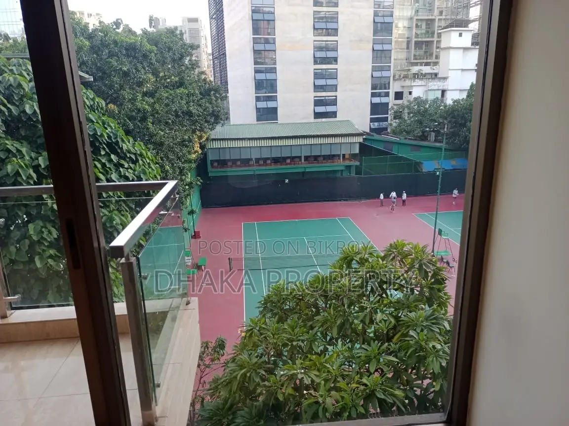 4-Beds (Gym-Swimming pool) Luxurious Apartment Rent in Gulshan North